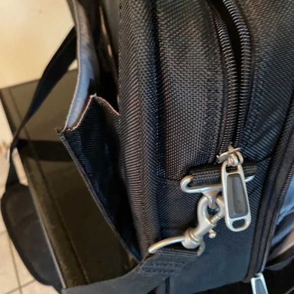 SAMSONITE NYLON FLAPOVER Laptop Briefcase Black Messenger Bag 17 X 14 X 5